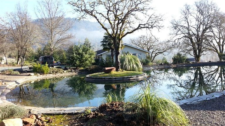 138 Meadow Lark Ln, Grants Pass, OR 97526 - photo 1