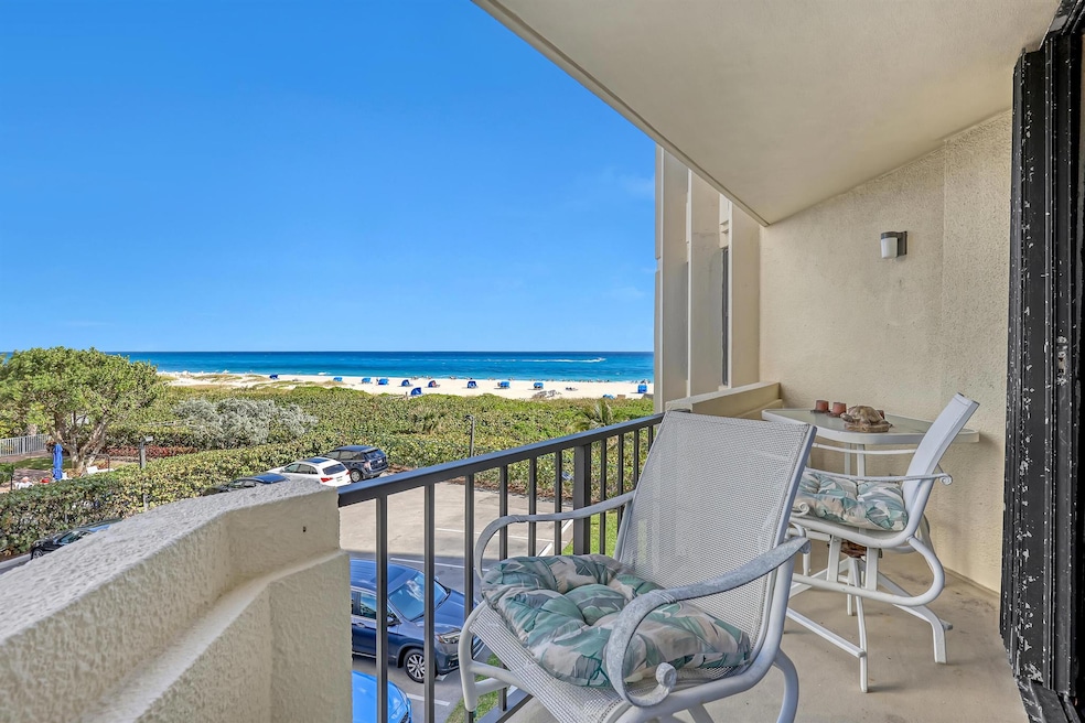 Phoenix Towers Condominium unit A3C, Riviera Beach, FL 33404 - photo 1