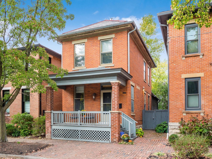 Your new home! 302 E Sycamore