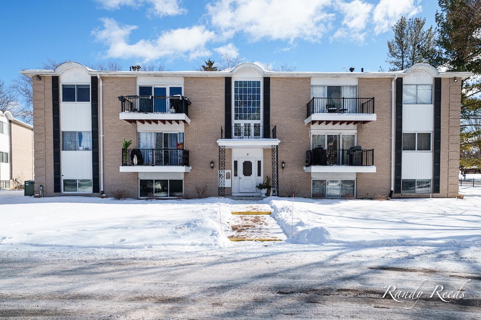 2759 Leonard-02