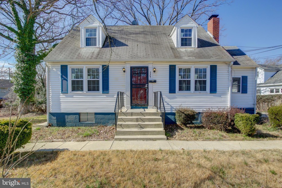 5205 Wheeler Rd, Oxon Hill, MD 20745 - photo 1