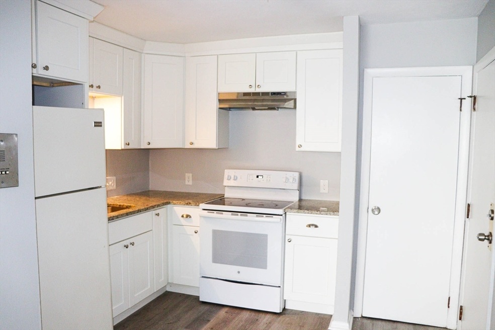 624 Hyde Park Ave unit B1, Boston, MA 02131 - photo 1