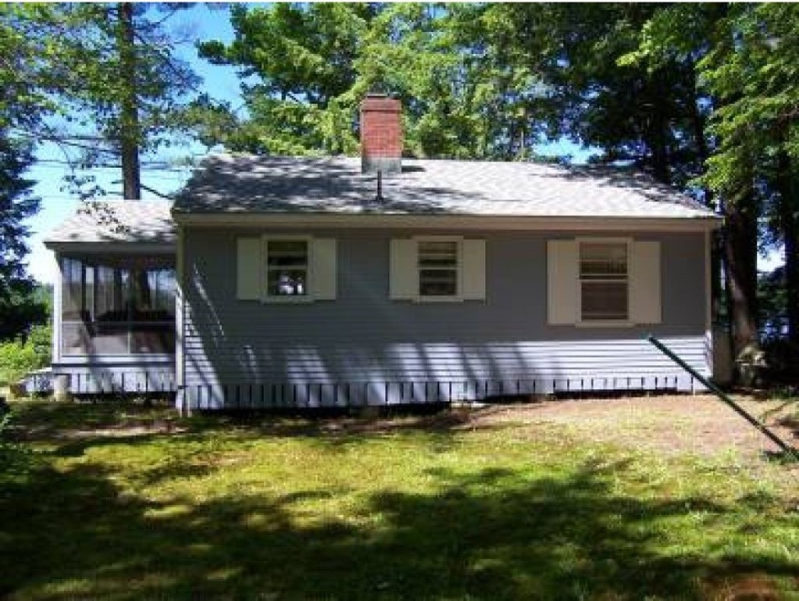 81 Mirror Lake Dr, Mirror Lake, NH 03853 - photo 1