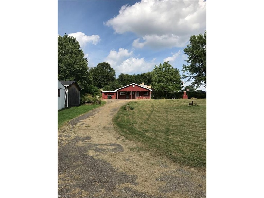 16260 Martha St, East Liverpool, OH 43920 - photo 1