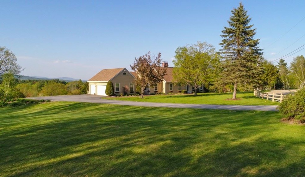 5 Crockett Cir, New London, NH 03257 - photo 1