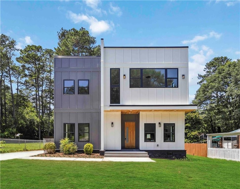 1554 Columbia Cir, Decatur, GA 30032 - photo 1