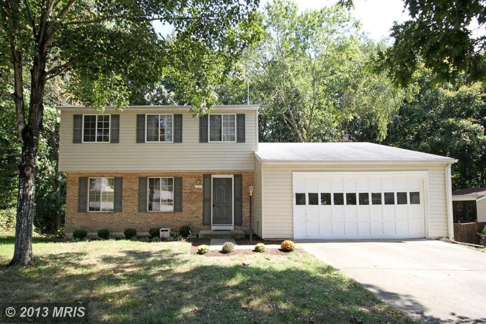 7713 Middle Valley Dr, Springfield, VA 22153 - photo 1