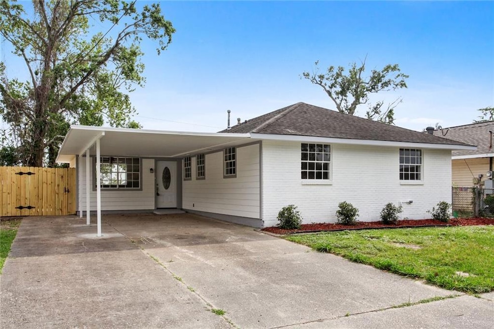 2813 Corinne Dr, Marrero, LA 70072 - photo 1