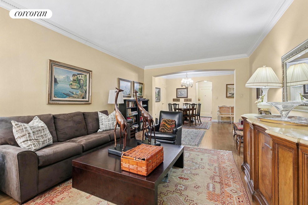 Gracie Gardens unit 2B, New York, NY 10128 - photo 1