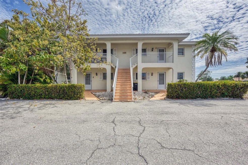 1218 Riding Rocks Ln, Punta Gorda, FL 33950 - photo 1