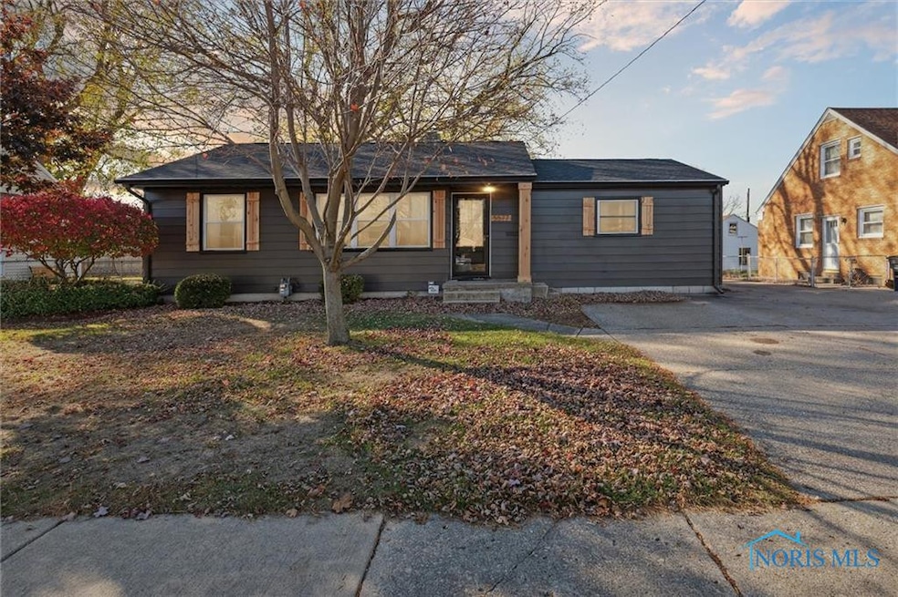 5577 304th St, Toledo, OH 43611 - photo 1
