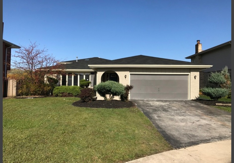 4130 Cambridge Cir, Country Club Hills, IL 60478 - photo 1