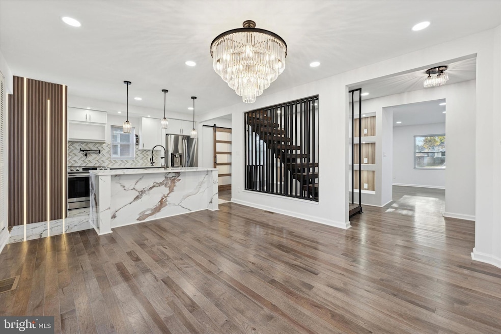 For Sale $649,999 • Co-Listing Agent