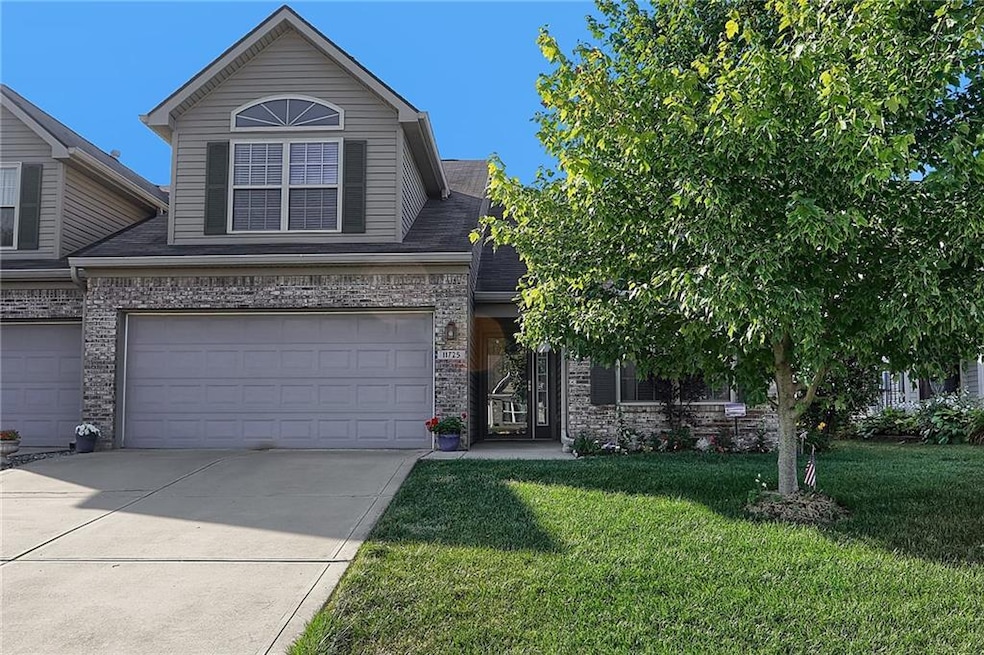 11725 Whisperwood Way, Fishers, IN 46037 - photo 1