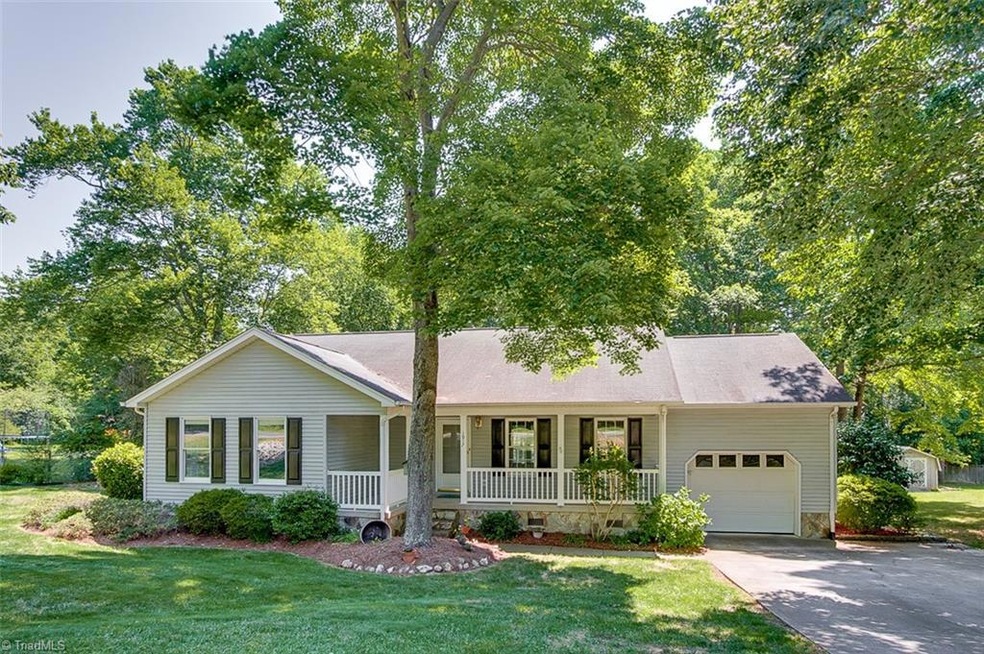 1917 Sunny Ln, Asheboro, NC 27205 - photo 1