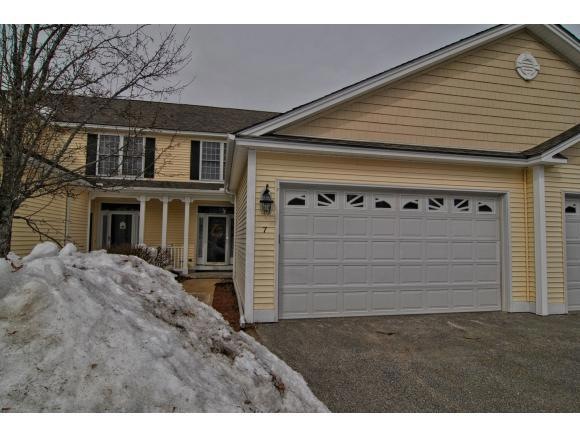 Large Unit - 2Car Garage