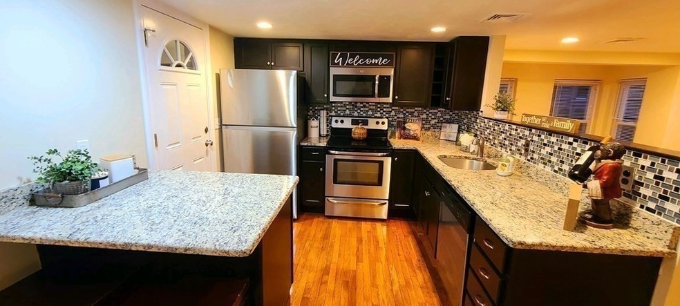 7 Jaques St unit 2, Somerville, MA 02145 - photo 1