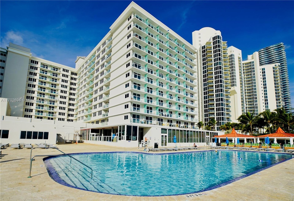 19201 Collins Ave unit 726, Sunny Isles Beach, FL 33160 - photo 1