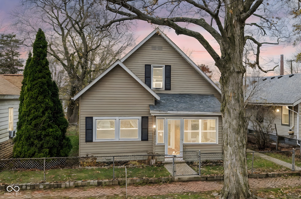 631 S 11th St, Noblesville, IN 46060 - photo 1