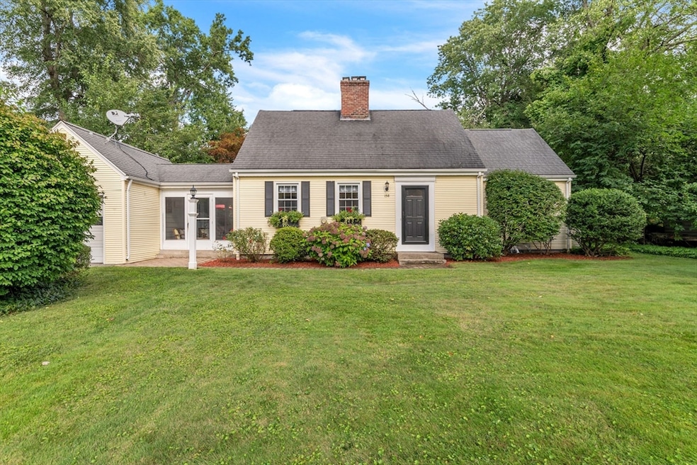 158 Falmouth Rd, West Springfield, MA 01089 - photo 1