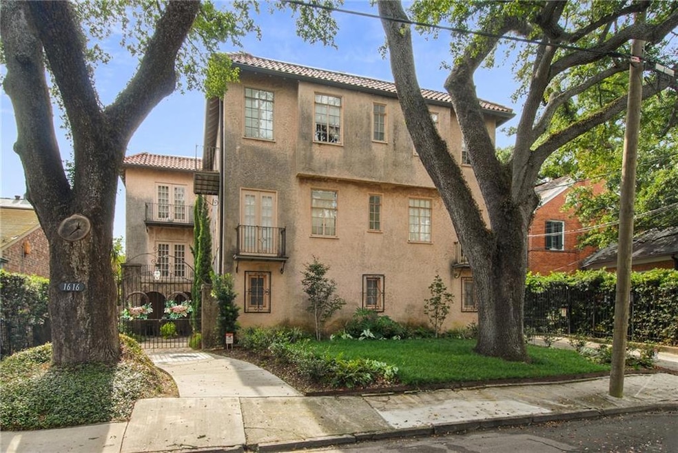 For Rent $2,400/month