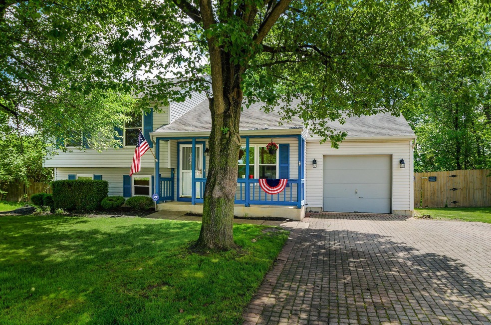 5055 Sanderson Dr, Columbus, OH 43228 - photo 1