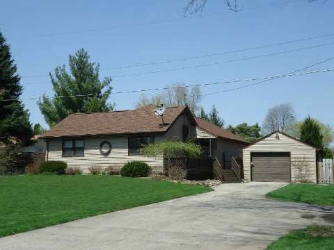 Immaculate home. Larger than it looks from the roa