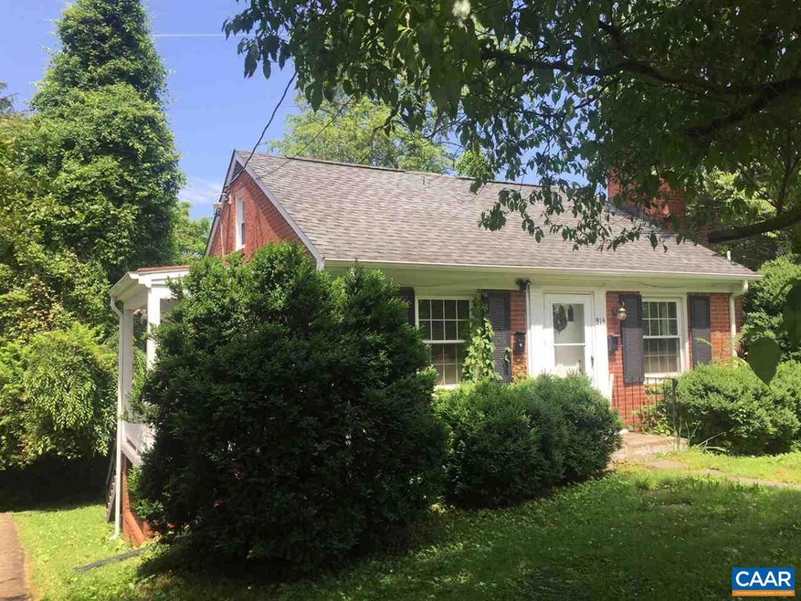 815 Locust Ave unit A, Charlottesville, VA 22902 - photo 1