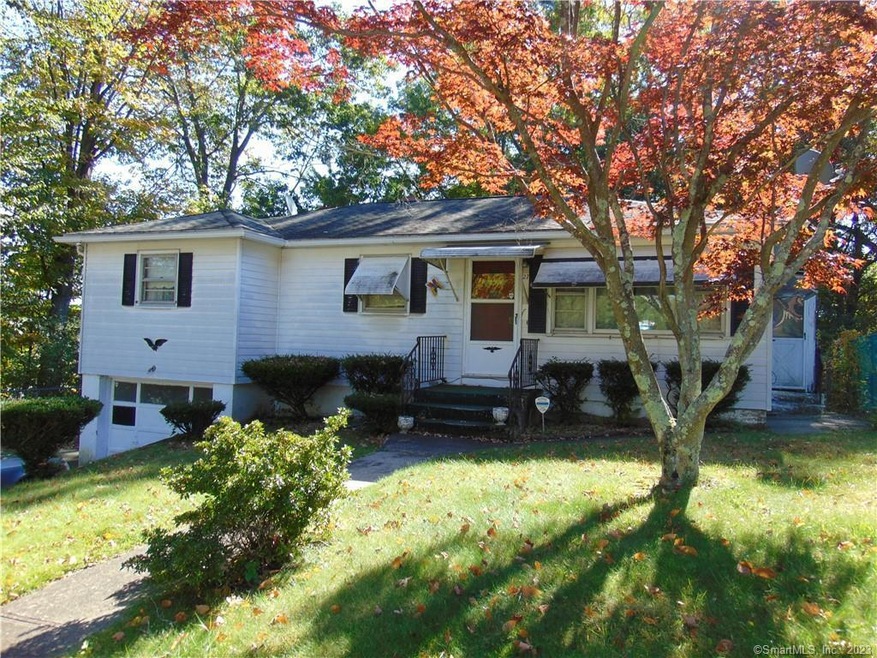 27 Everitt St, Waterbury, CT 06704 - photo 1