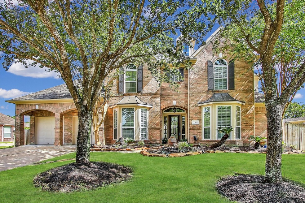 Welcome to 12422 Pedder Way Dr, a beautiful Emerald home on a premium lot.