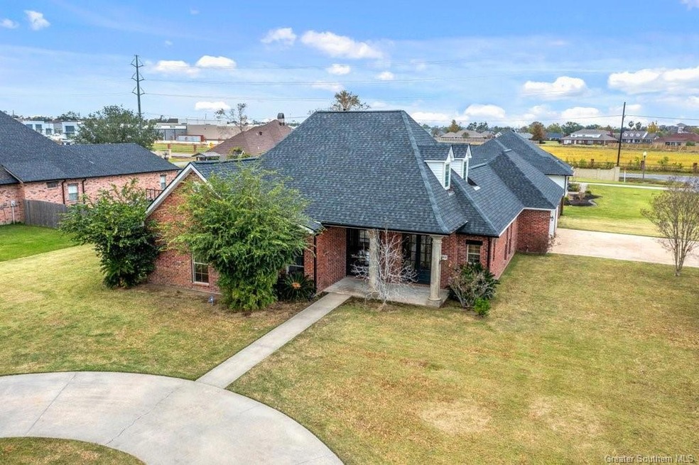 1744 Kevin Ln, Lake Charles, LA 70605 - photo 1