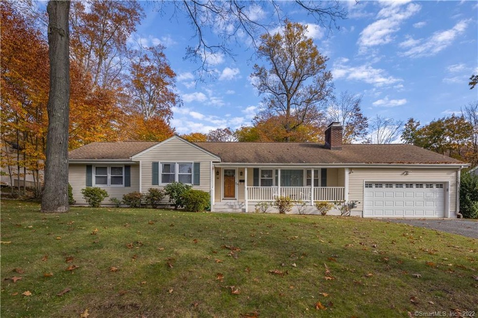 93 Crestwood Dr, Stamford, CT 06905 - photo 1