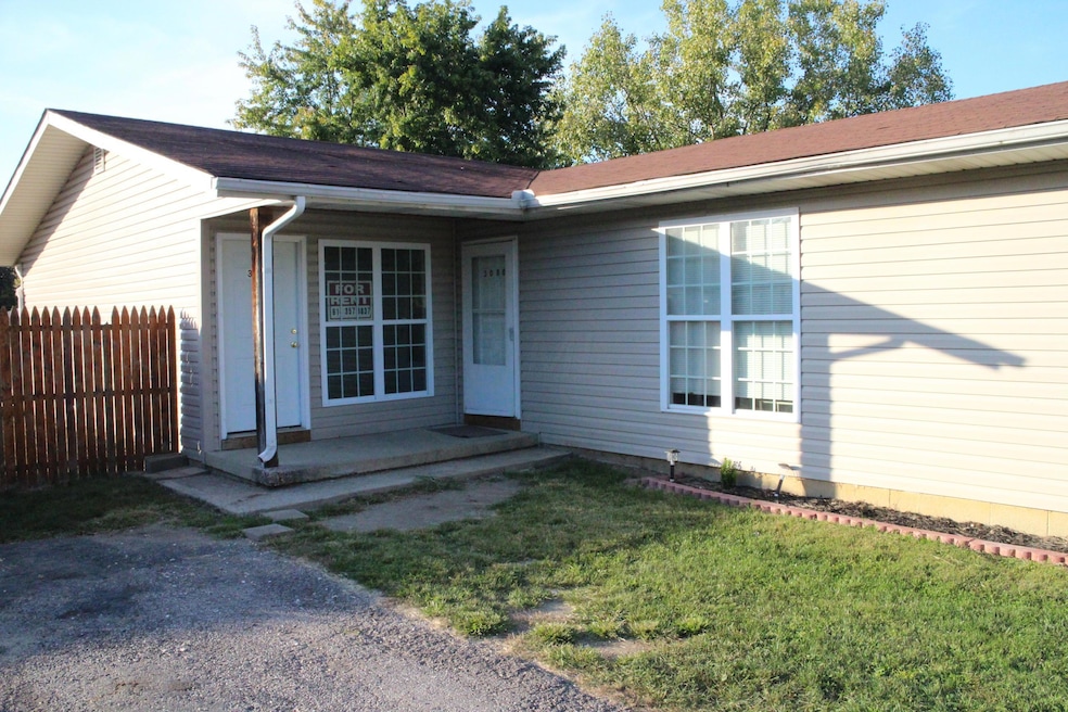 3080 Valleywood Dr unit 80, Columbus, OH 43223 - photo 1