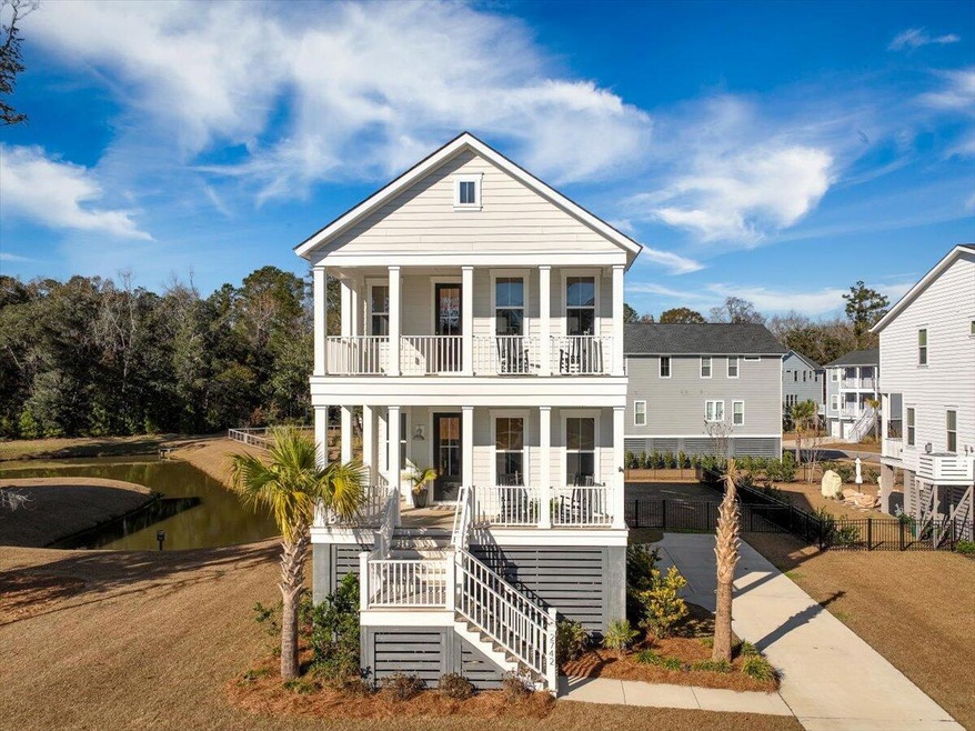 2742 McFadden Way