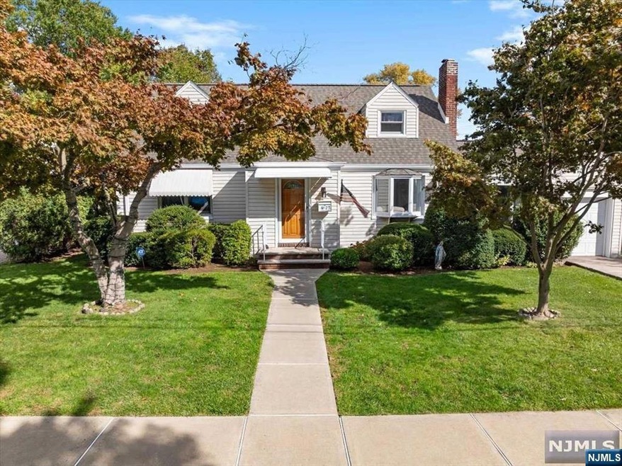 4-25 Grunauer Place unit 1X, Fair Lawn, NJ 07410 - photo 1