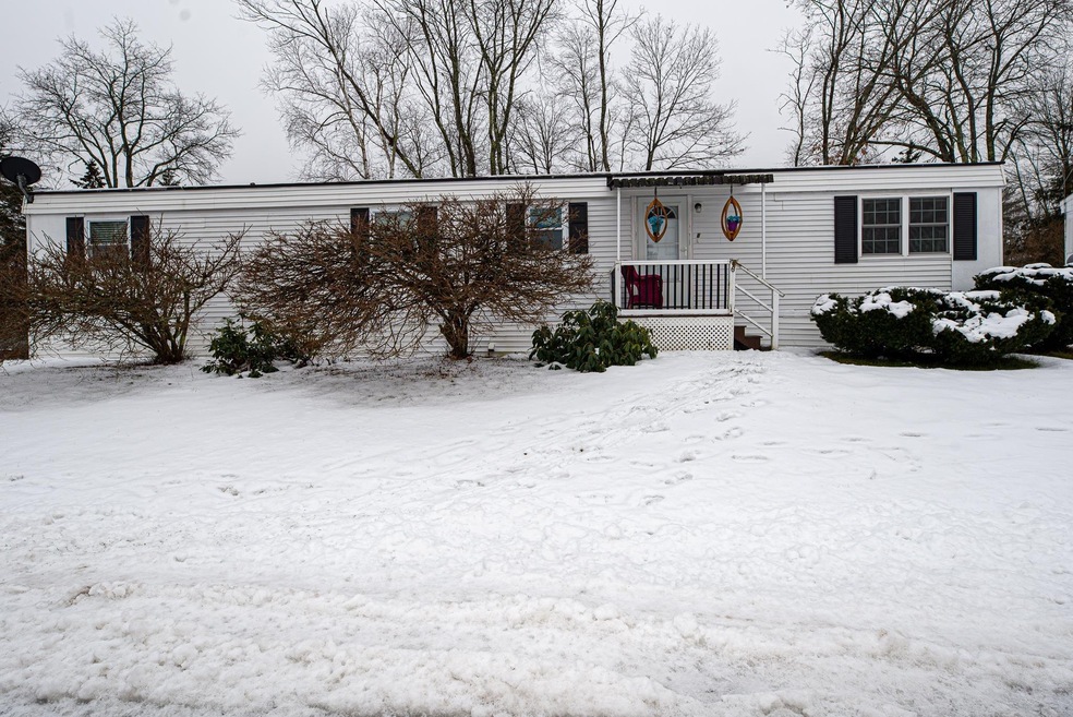 6 Bishop Ln, Epsom, NH 03234 - photo 1