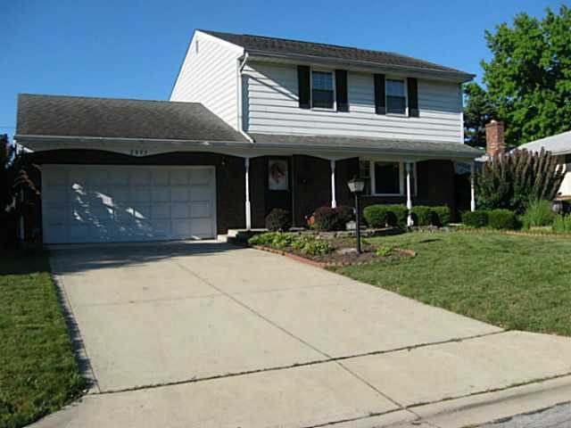 2853 Longfield Rd, Columbus, OH 43204 - photo 1