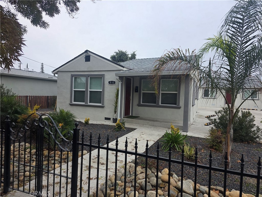 533 E 9th St, Stockton, CA 95206 - photo 1