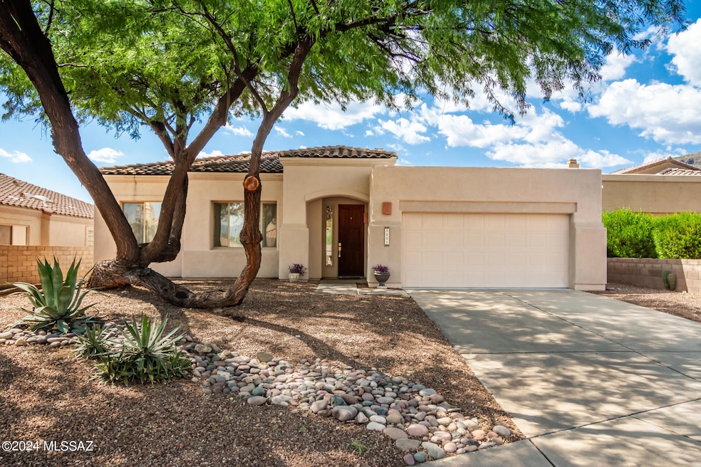 5207 N Spring View Drive, Tucson