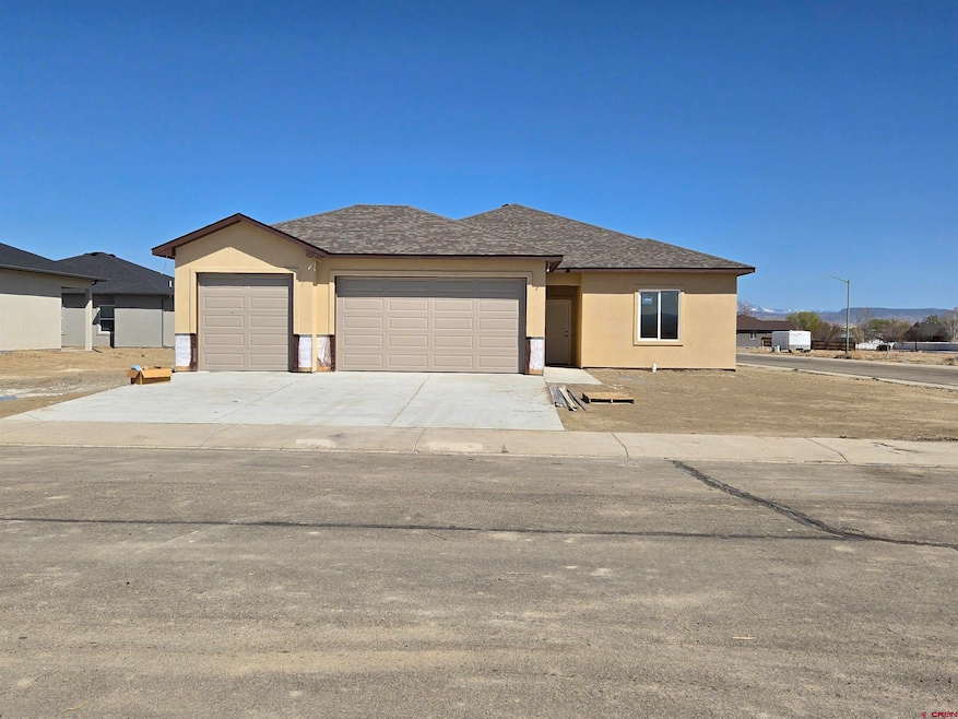 Sold $421,900 • Co-Listing Agent