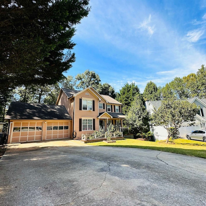 Sold $380,000 • Co-Listing Agent