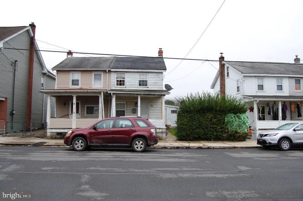 36 W Ruddle St, Coaldale, PA 18218 - photo 1