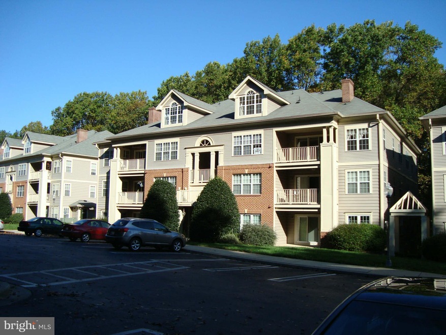121 Timberbrook Ln unit 301, Gaithersburg, MD 20878 - photo 1