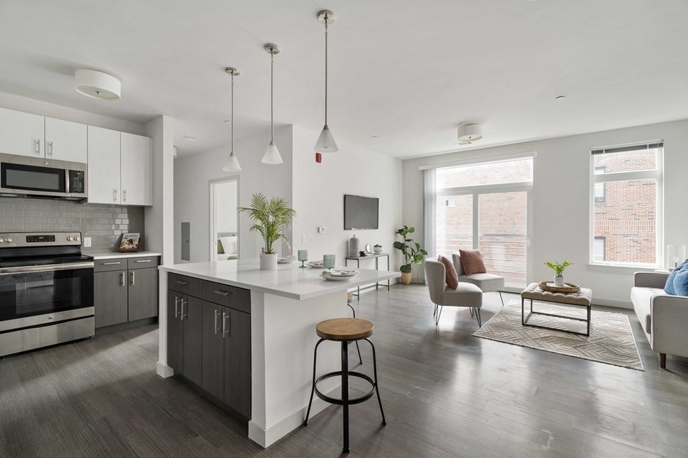 99 Tremont @ Oak Square unit 211, Boston, MA 02135 - photo 1