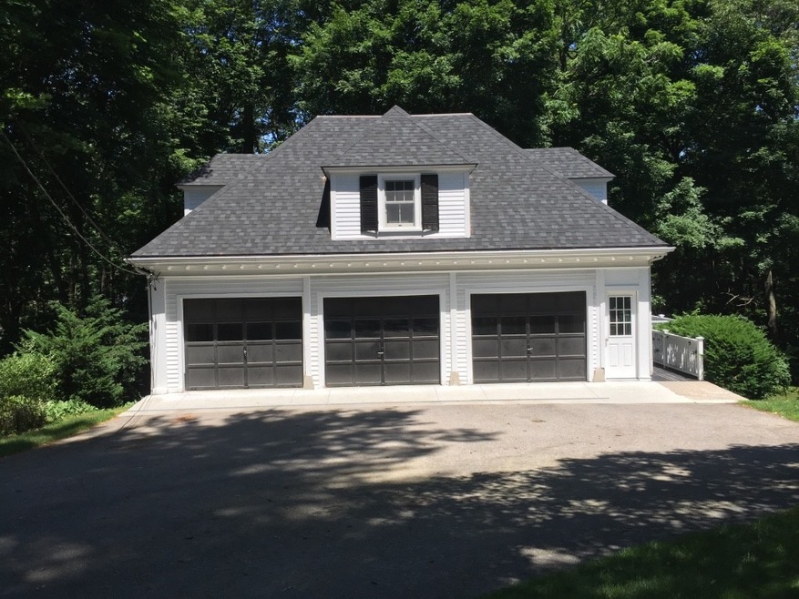 47R Hanock Ave unit 47R, Newton, MA 02459 - photo 1