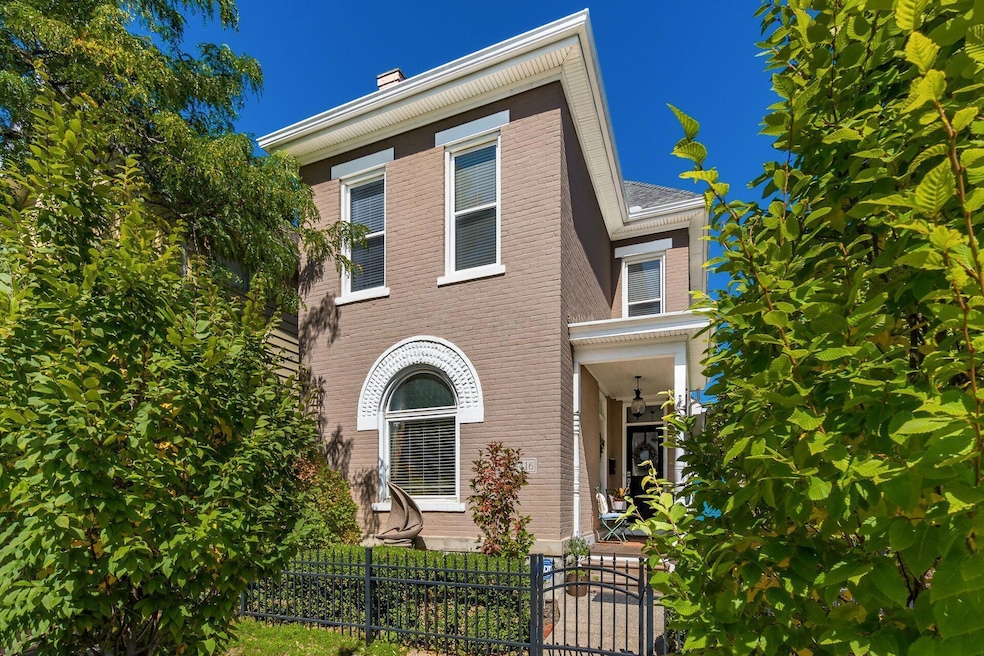 416 Reinhard Ave, Columbus, OH 43206 - photo 1