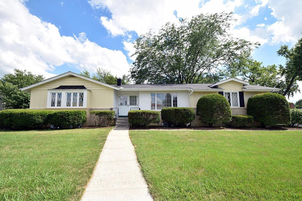 734 Ross Rd, Columbus, OH 43213 - photo 1