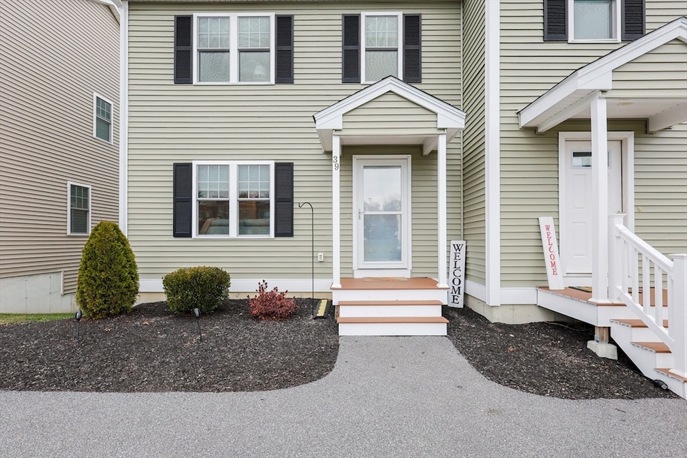 39 Riverside Dr unit 39, Lakeville, MA 02347 - photo 1
