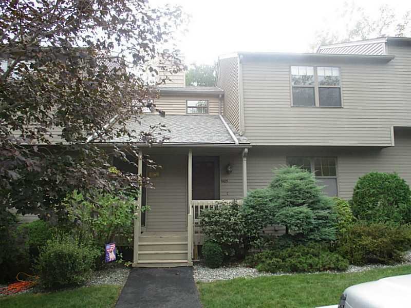 1405 Pinewood Dr unit 1405, Smithfield, RI 02917 - photo 1