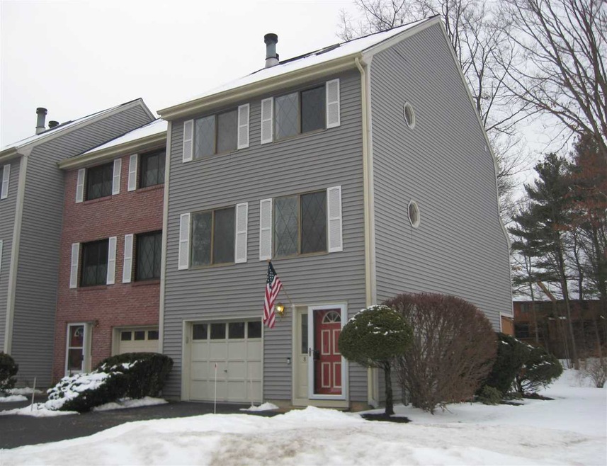 8 Plasic Rd, MerriMacK, NH 03054 - photo 1